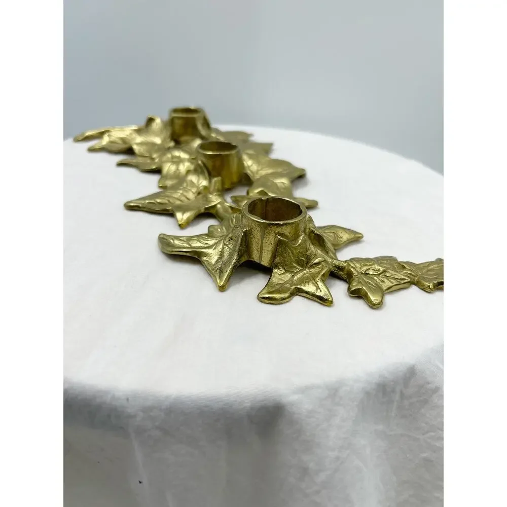 None and/or Unknown decoration measures typical